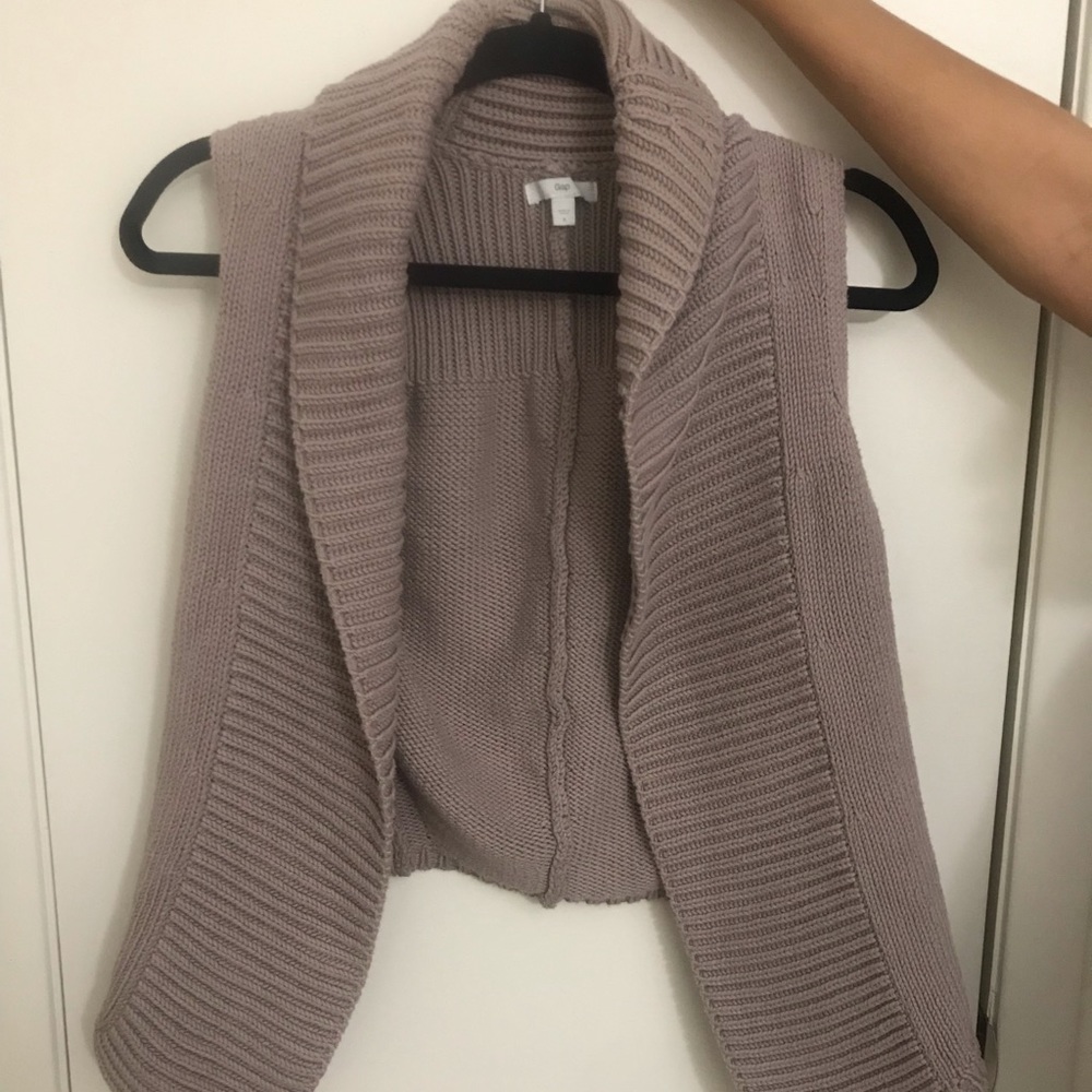 GAP Vest